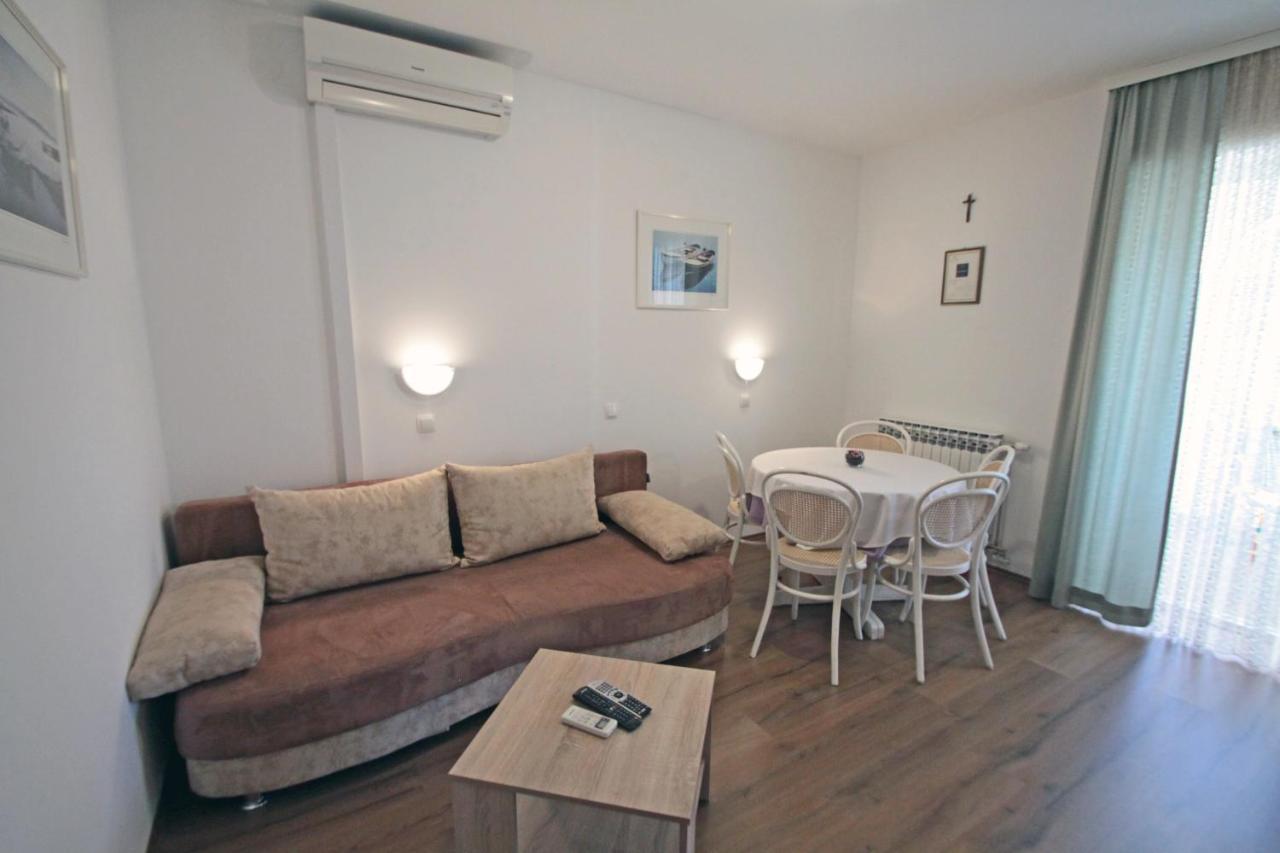 Apartments By The Sea Vinjerac, Zadar - 5811 מראה חיצוני תמונה