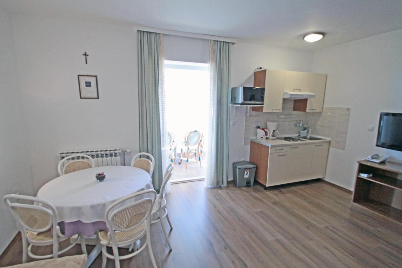 Apartments By The Sea Vinjerac, Zadar - 5811 מראה חיצוני תמונה