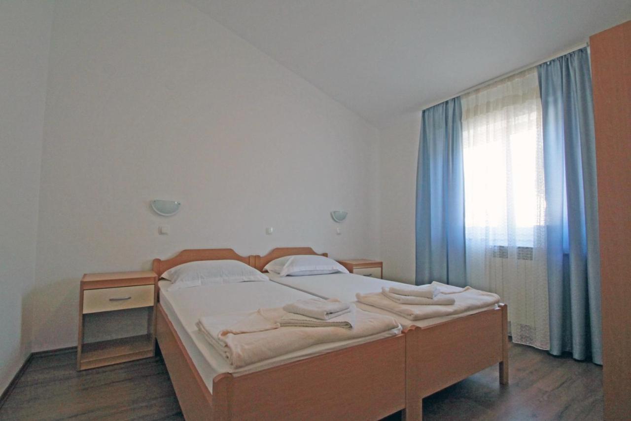 Apartments By The Sea Vinjerac, Zadar - 5811 מראה חיצוני תמונה