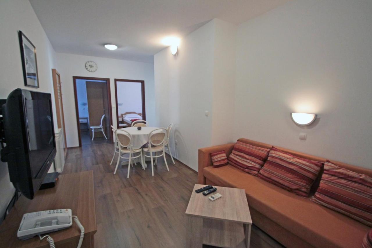 Apartments By The Sea Vinjerac, Zadar - 5811 מראה חיצוני תמונה