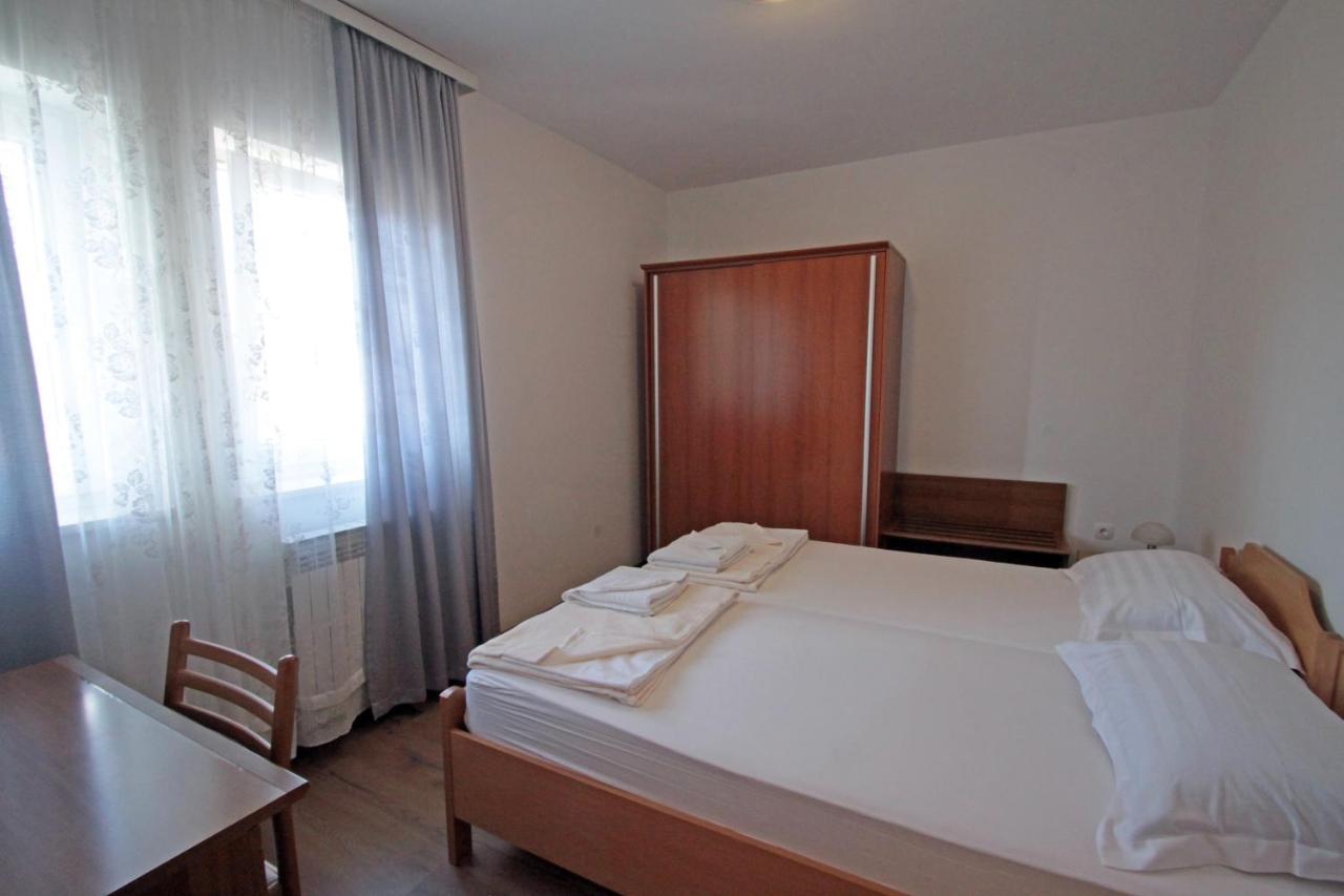 Apartments By The Sea Vinjerac, Zadar - 5811 מראה חיצוני תמונה